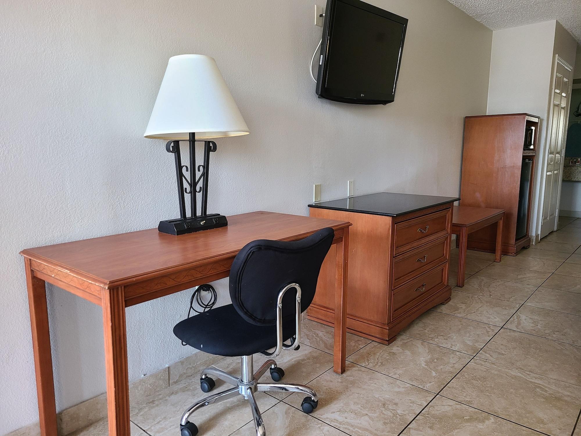 Quality Inn & Suites Orlando East - Ucf Area Alafaya Esterno foto