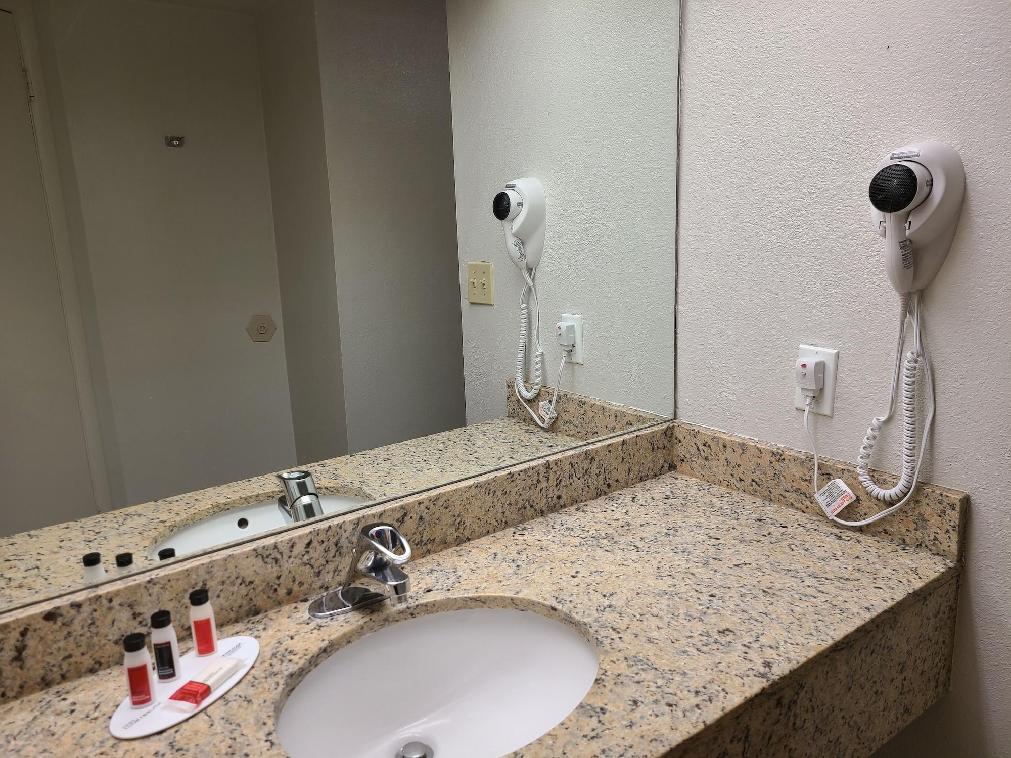 Quality Inn & Suites Orlando East - Ucf Area Alafaya Esterno foto