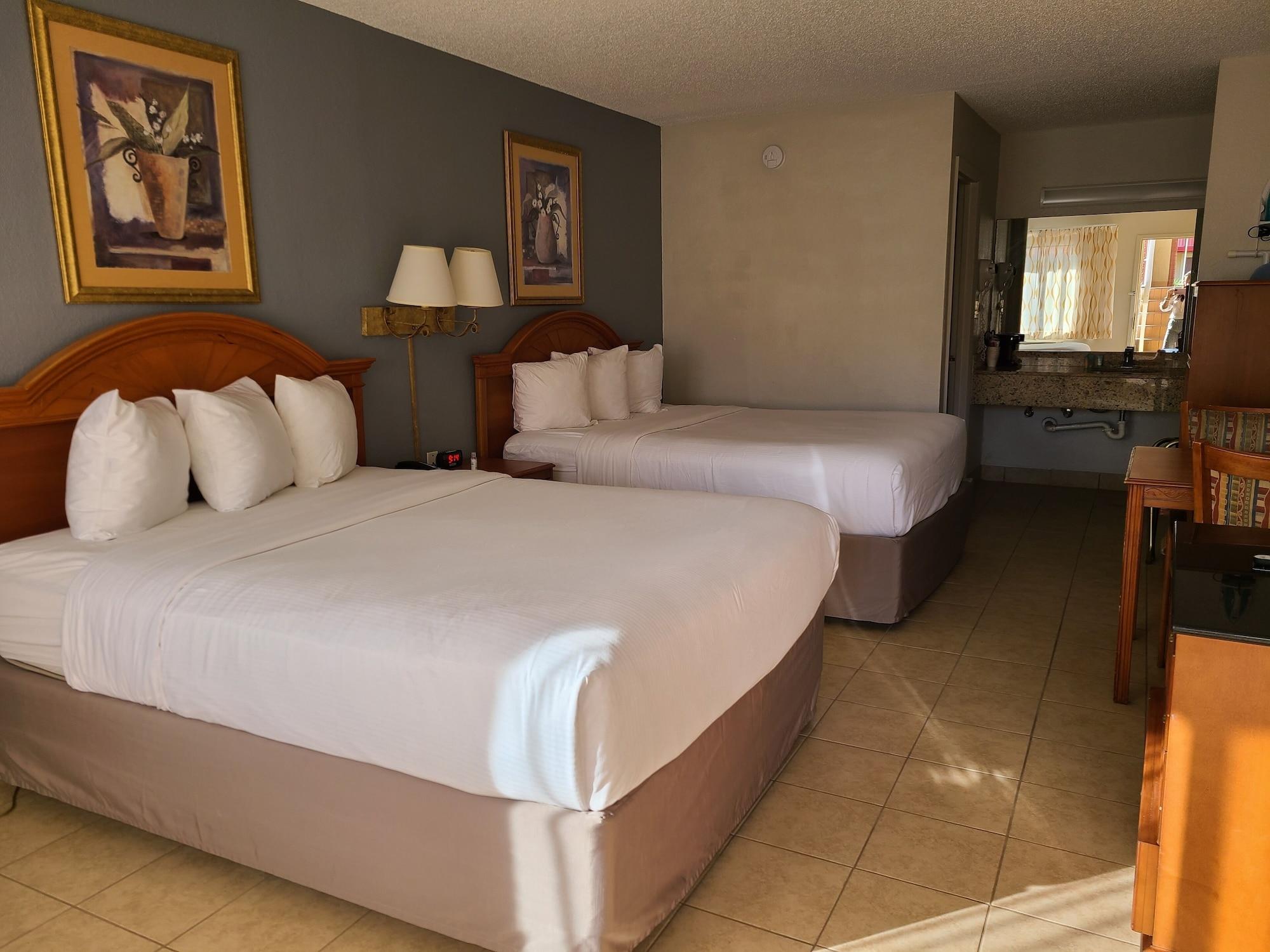 Quality Inn & Suites Orlando East - Ucf Area Alafaya Esterno foto