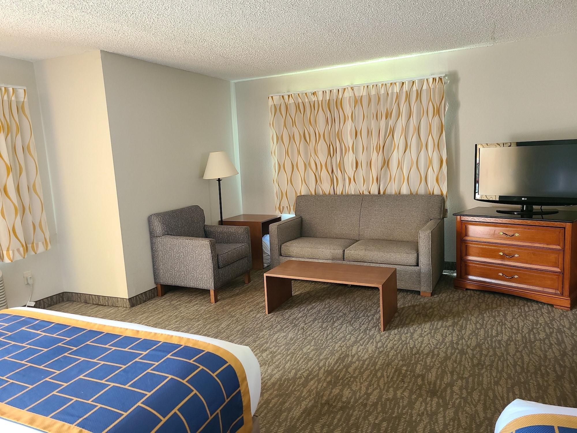 Quality Inn & Suites Orlando East - Ucf Area Alafaya Esterno foto