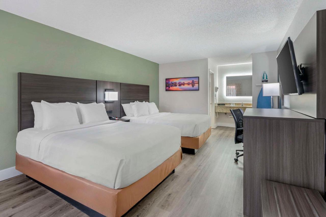 Quality Inn & Suites Orlando East - Ucf Area Alafaya Esterno foto