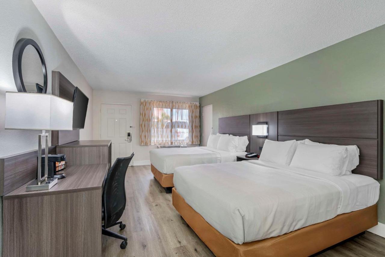 Quality Inn & Suites Orlando East - Ucf Area Alafaya Esterno foto