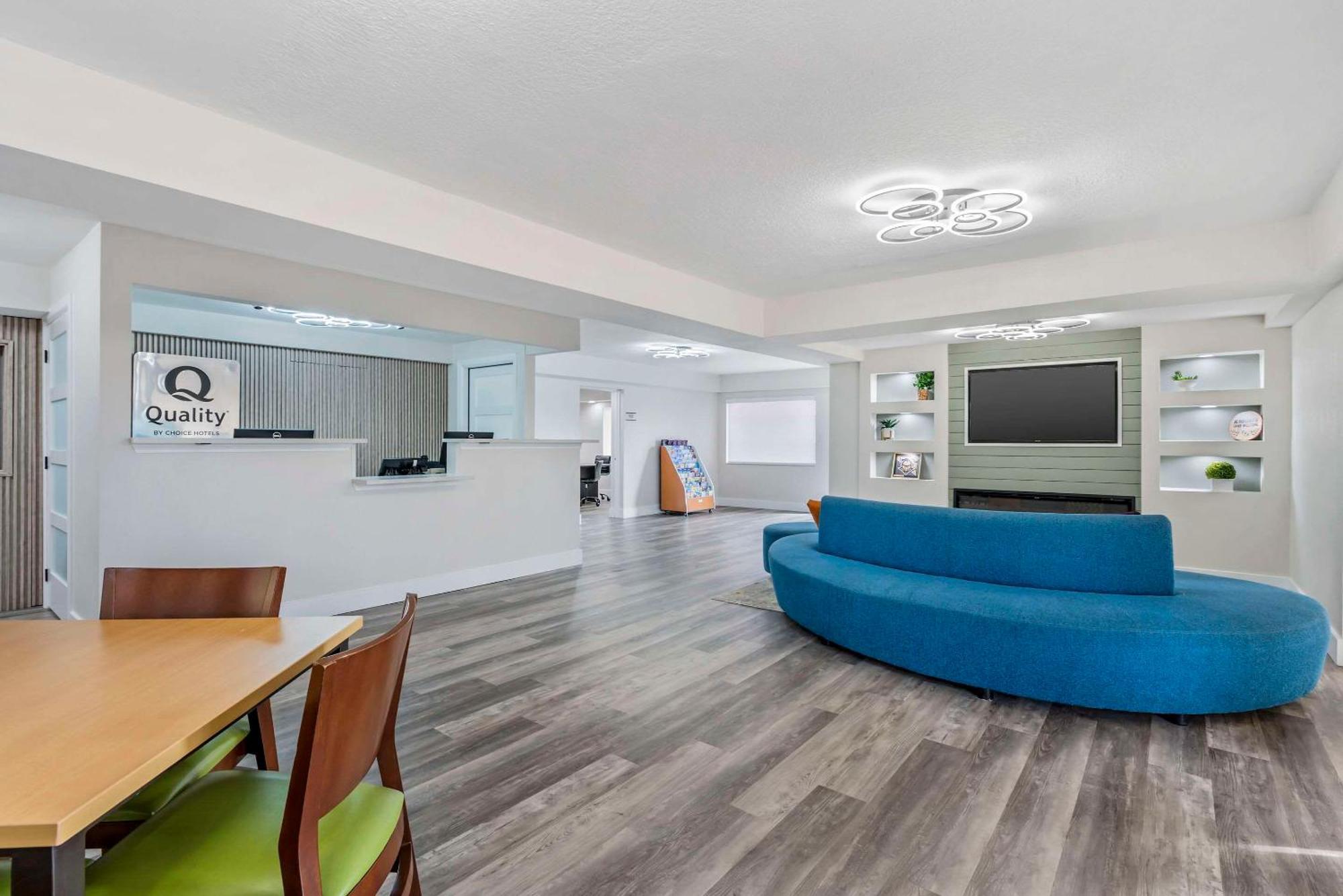 Quality Inn & Suites Orlando East - Ucf Area Alafaya Esterno foto