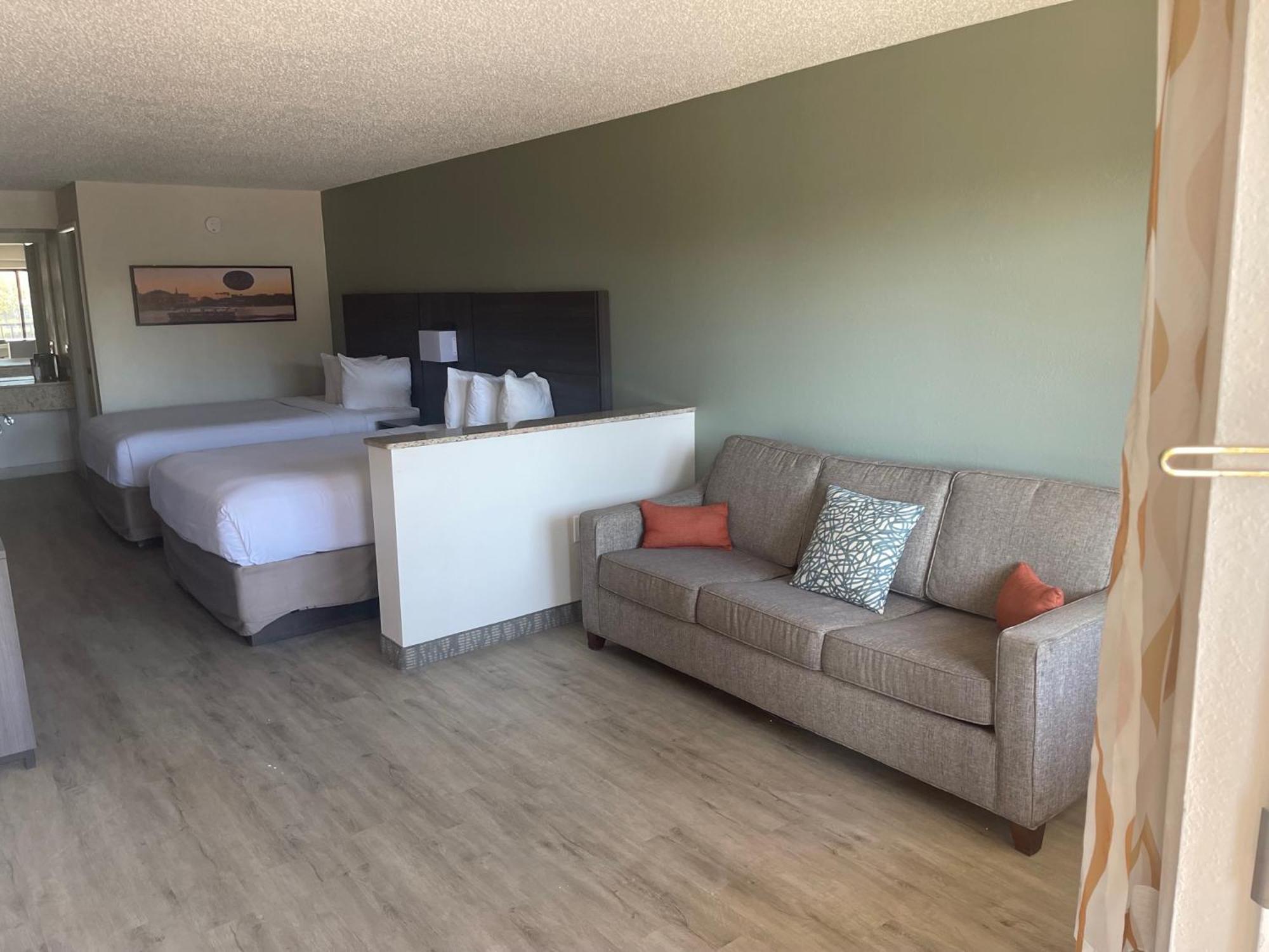 Quality Inn & Suites Orlando East - Ucf Area Alafaya Esterno foto