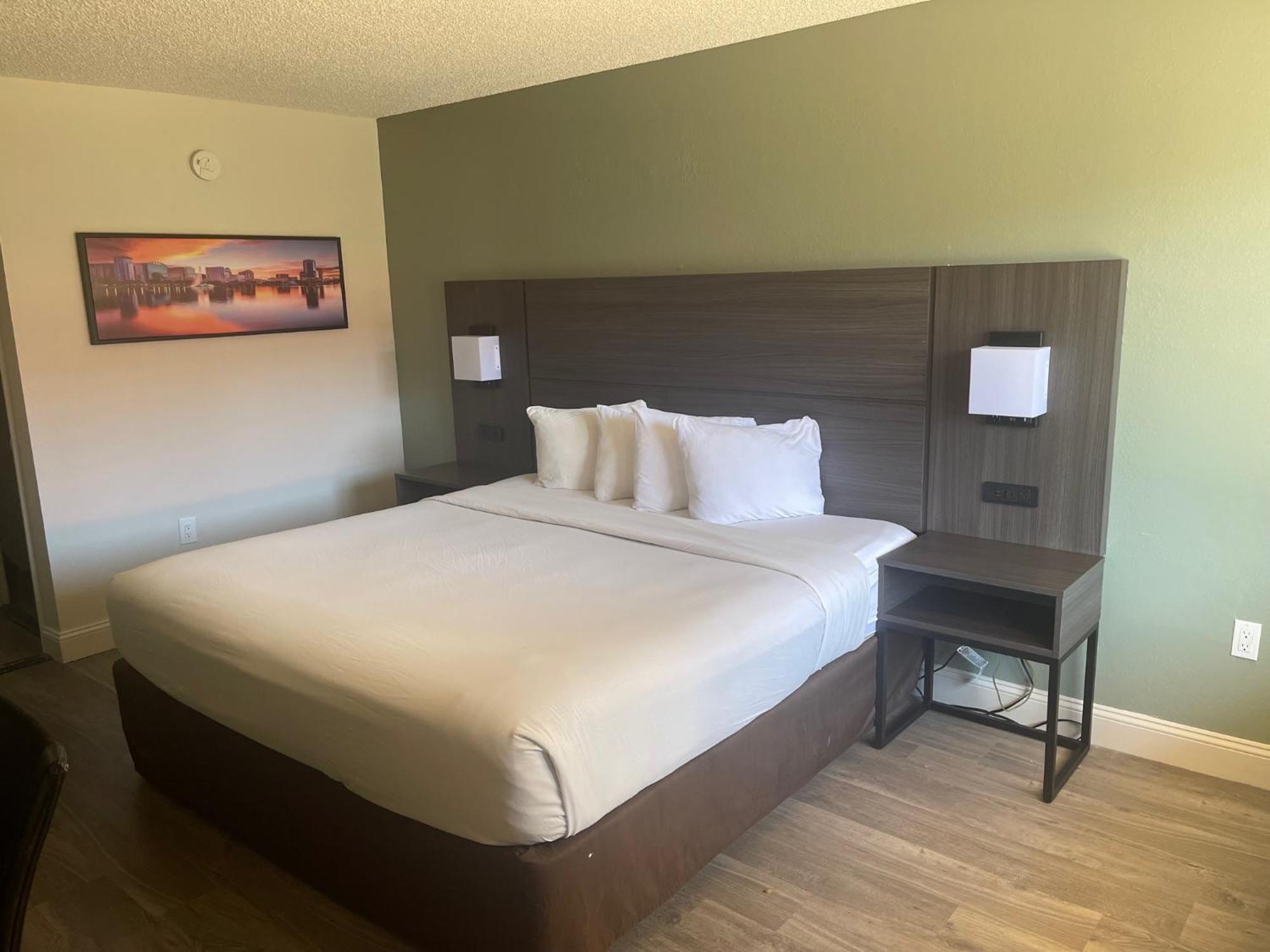 Quality Inn & Suites Orlando East - Ucf Area Alafaya Esterno foto